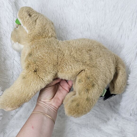 Vintage World Wildlife Fund Lioness 1985 Ear Tag 19" Lion Big Cats Rare - Picture 7 of 11